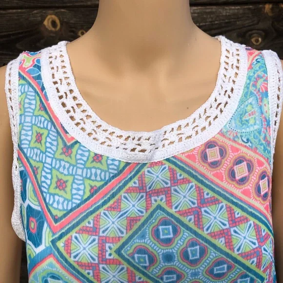 🔴 Ruby Rd top - Picture 2 of 6